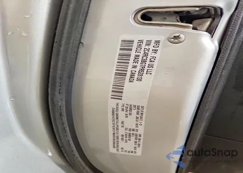 2023 Chrysler Pacifica Touring L z USA, uszkodzony, nr VIN 2C4RC3BG7PR528130